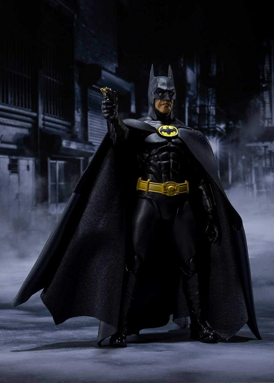 The batman figurine s.h. figuarts batman 15 cm
